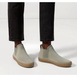 Rothy’s The Chelsea Knit Fabric  Light Sage Boots Slip on Lighwiaght Women’s 8